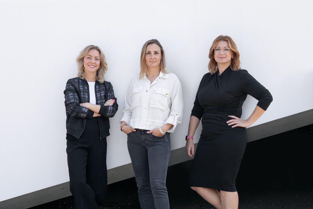 Das Team von YES WE SHIFT: Sarah Söntgerath, Karoline Henschel und Anja Jetter